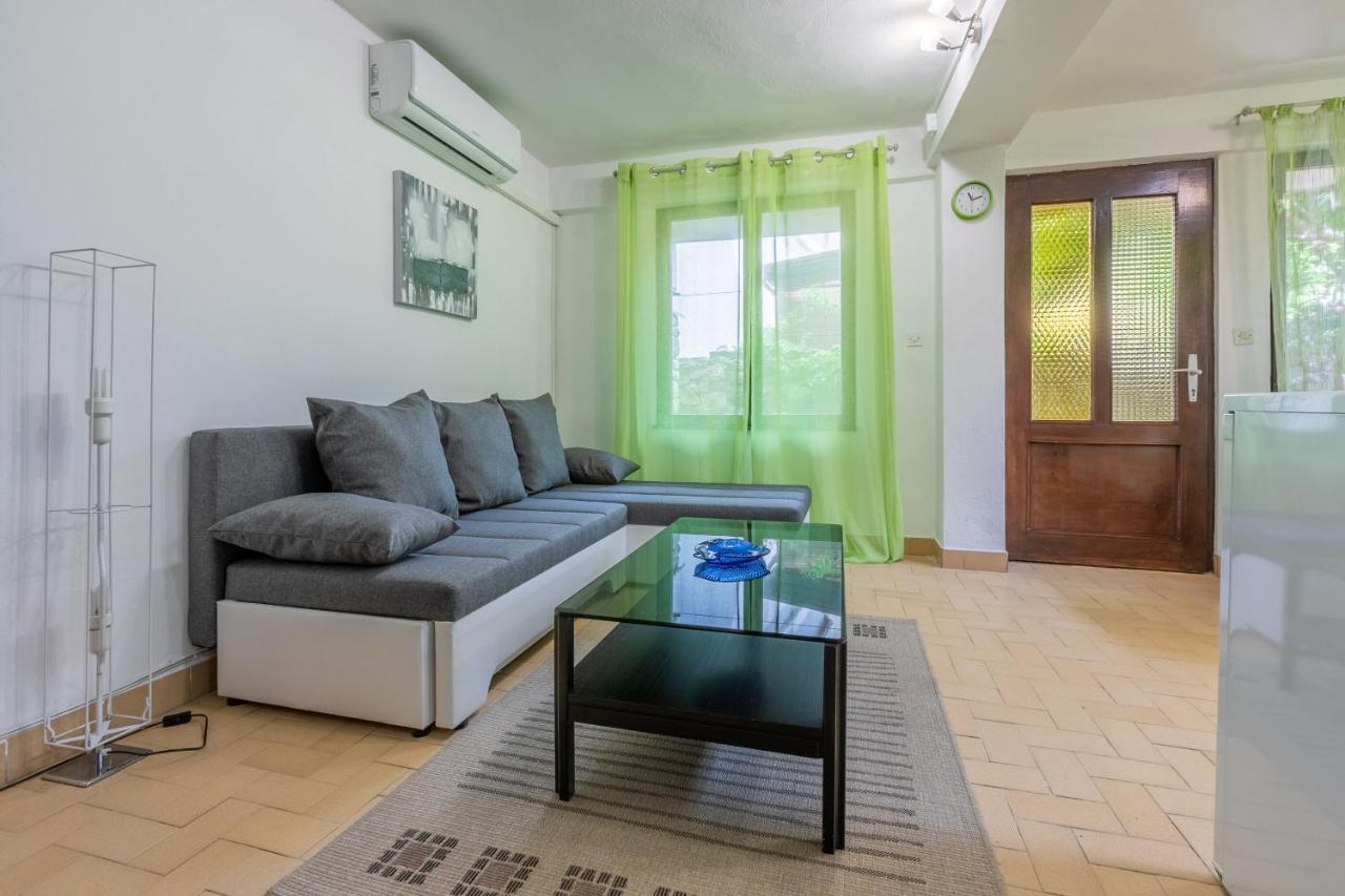 Apartments Zec 셀스 외부 사진