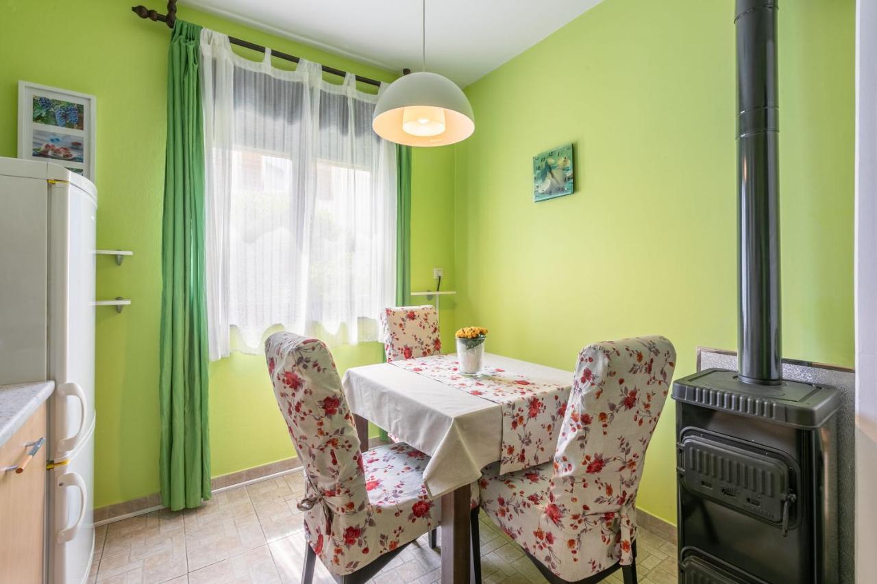 Apartments Zec 셀스 외부 사진