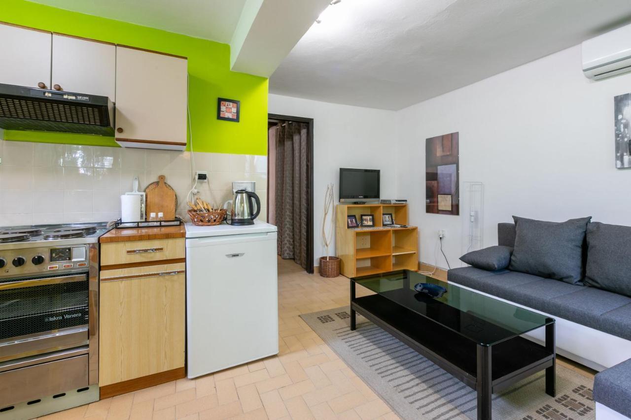 Apartments Zec 셀스 외부 사진