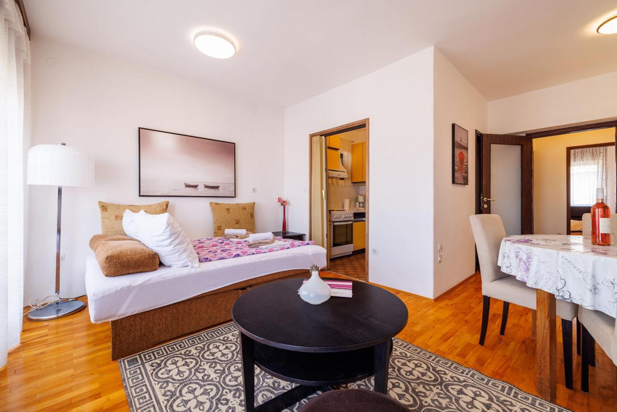 Apartments Zec 셀스 외부 사진